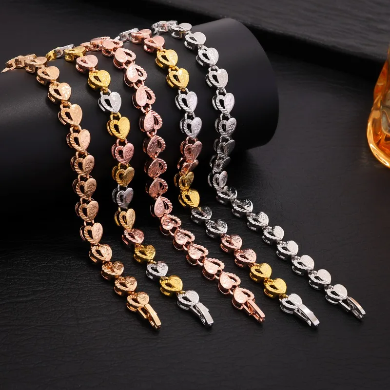 New Fashionable Heart-shaped Hollow Bracelet Charms Jewelry Natural Gift Rock Personality Amulet Accessories Designer Women
New Fashionable Heart-shaped Hollow Bracelet Charms Jewelry Natural Gift Rock Personality Amulet Accessories Designer Women