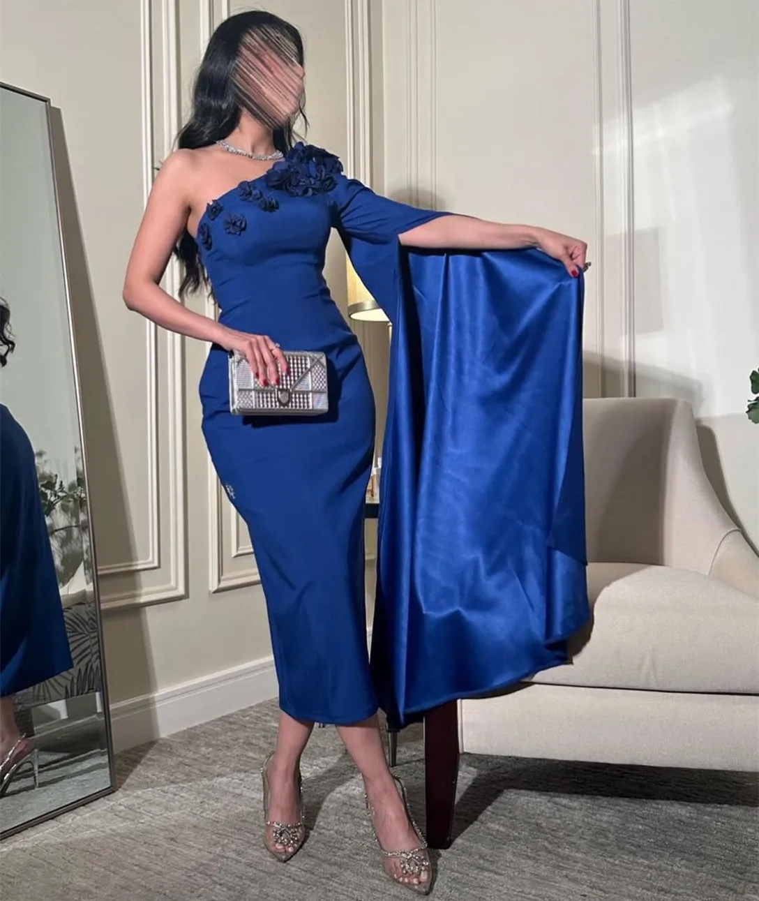 Customized Short Royal Blue Satin Evening Dresses with Flowers Mermaid حزب اللباس Tea Length Zipper Back Prom Dresses for Women
Customized Short Royal Blue Satin Evening Dresses with Flowers Mermaid حزب اللباس Tea Length Zipper Back Prom Dresses for Women