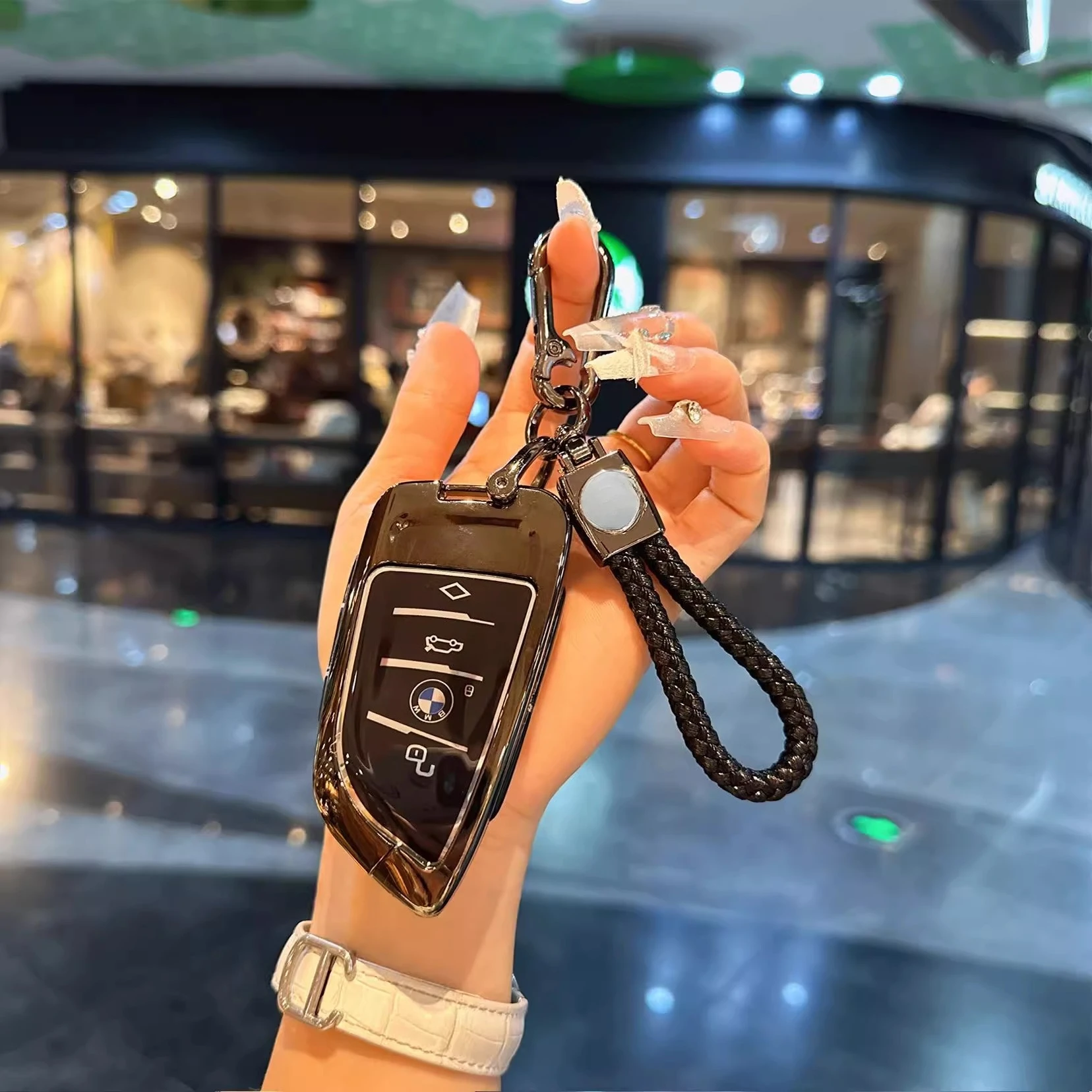 Suitable for BMW's new 4 Series key protection case 2 Series M225i car 430i buckle 425i bag i4 large blade protection case
Suitable for BMW's new 4 Series key protection case 2 Series M225i car 430i buckle 425i bag i4 large blade protection case