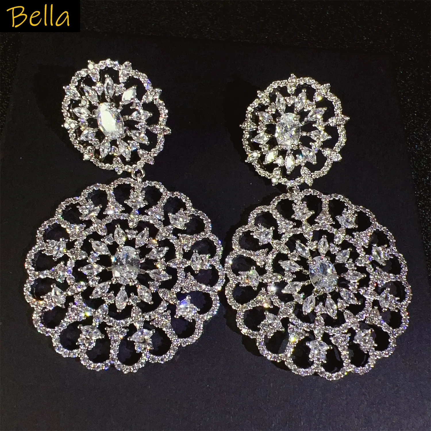 Intricate cubic zirconia large dangle Earrings for women Shiny Heavy Crafted statement earrings round floral Wedding Party
Intricate cubic zirconia large dangle Earrings for women Shiny Heavy Crafted statement earrings round floral Wedding Party