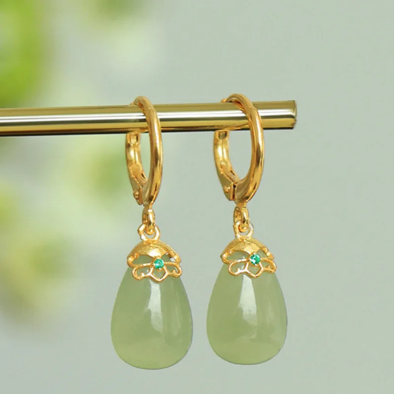 Original natural Hetian jade fresh orchid earrings Chinese style retro unique ancient gold charm women's silver jewelry
Original natural Hetian jade fresh orchid earrings Chinese style retro unique ancient gold charm women's silver jewelry