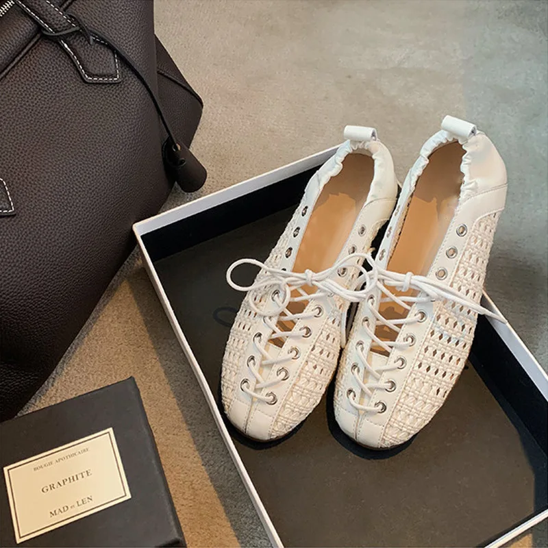 Retro Hollow Woven Women's Mary Jane Flats Breathable Casual Women's Sandals Soft Sole Daily Outdoor Woman Shoes Sandalias Mujer
Retro Hollow Woven Women's Mary Jane Flats Breathable Casual Women's Sandals Soft Sole Daily Outdoor Woman Shoes Sandalias Mujer
