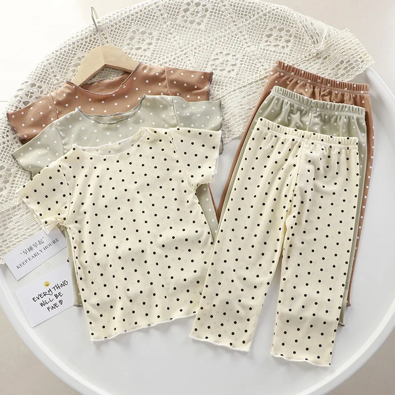 1-4 Years Old Baby Girls Summer Pajamas Suits Two-Piece Dot Print Short Sleeve Tops+ Pants Toddler Sleepwear Clothes Set
1-4 Years Old Baby Girls Summer Pajamas Suits Two-Piece Dot Print Short Sleeve Tops+ Pants Toddler Sleepwear Clothes Set