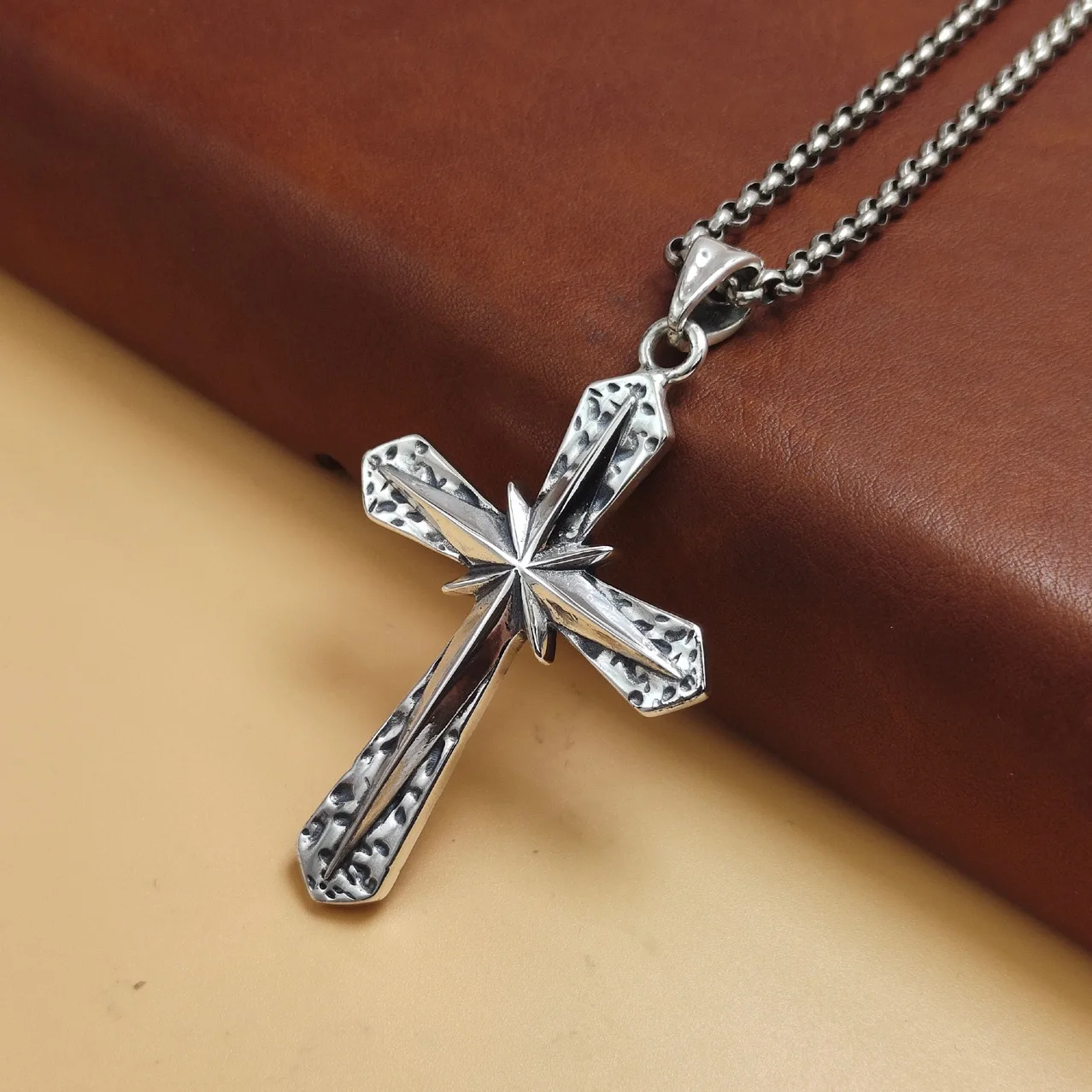 Fashion american mentrendy street stylish punk retrohip hop s925 sterling silver cross pendant
Fashion american mentrendy street stylish punk retrohip hop s925 sterling silver cross pendant