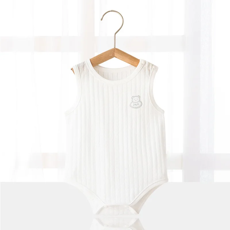 Newborn baby clothes pure cotton baby Romper summer vest buttocks triangle Infant jumpsuit climbing suit summer
Newborn baby clothes pure cotton baby Romper summer vest buttocks triangle Infant jumpsuit climbing suit summer