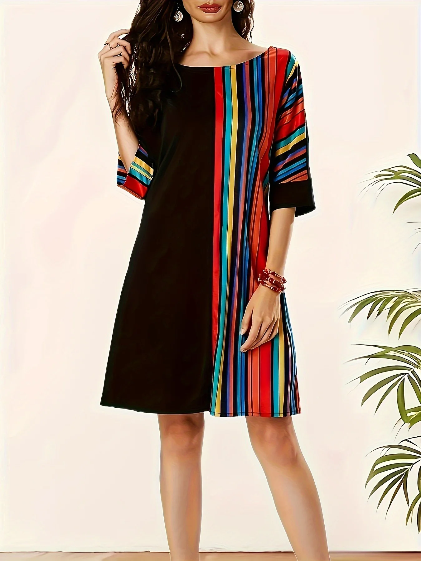 Women's crew neck striped print T-shirt dress, casual and simple, suitable for daily shopping wear.
Women's crew neck striped print T-shirt dress, casual and simple, suitable for daily shopping wear.
