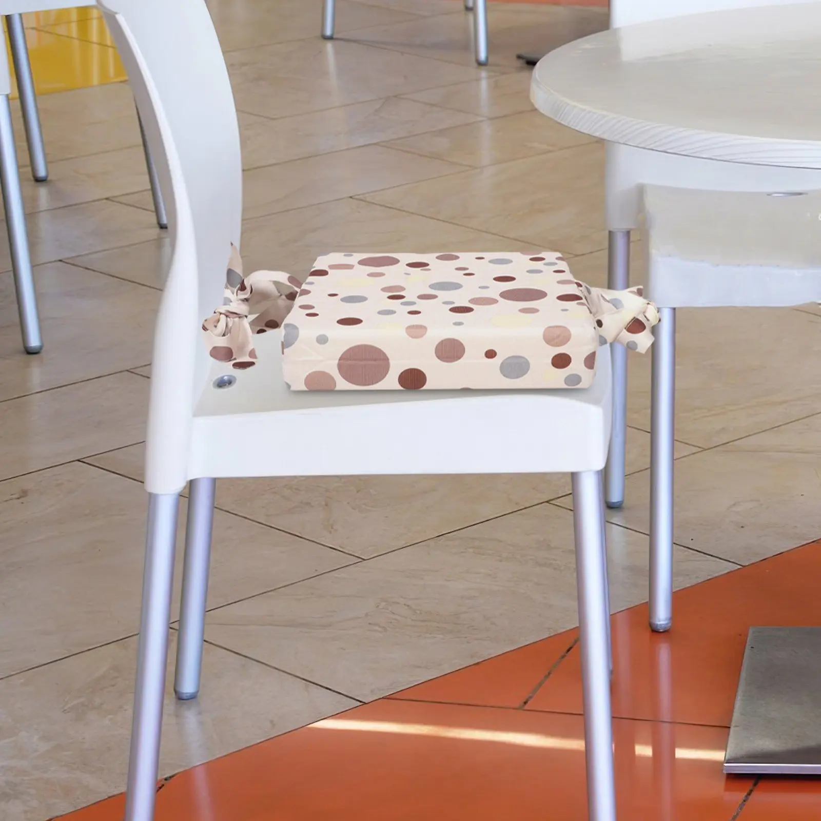 Toddler Booster Seat Thickened Sponge Chair Cushion Washable Detachable Portable Travel Booster Seat for Dining Table Kitchen
Toddler Booster Seat Thickened Sponge Chair Cushion Washable Detachable Portable Travel Booster Seat for Dining Table Kitchen