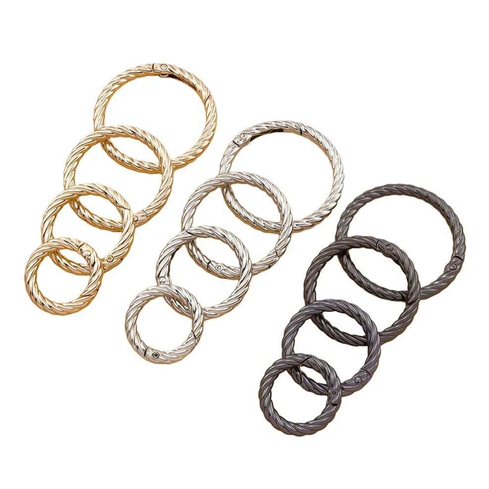 1pcs Twist Spring O-Ring Handbag Strap Buckle Openable Keyring Pendant Dog Chain Snap Clasp Carabiner Key Connect Clip
1pcs Twist Spring O-Ring Handbag Strap Buckle Openable Keyring Pendant Dog Chain Snap Clasp Carabiner Key Connect Clip 