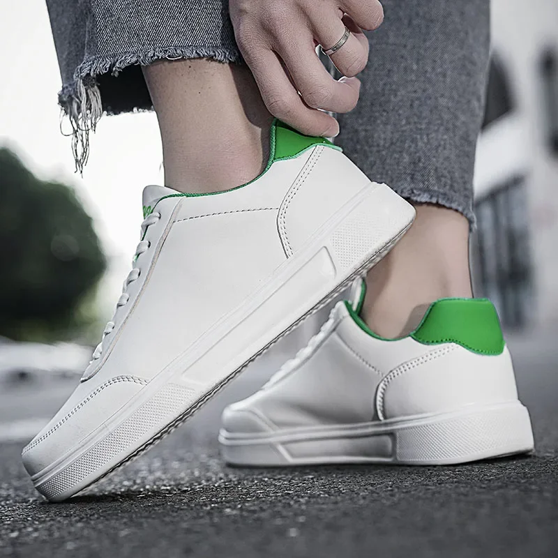 White Shoes Men Couple Casual Skateboard Shoes Comfortable Sneakers Lightweight Walking Women Shoes Plus Size
White Shoes Men Couple Casual Skateboard Shoes Comfortable Sneakers Lightweight Walking Women Shoes Plus Size