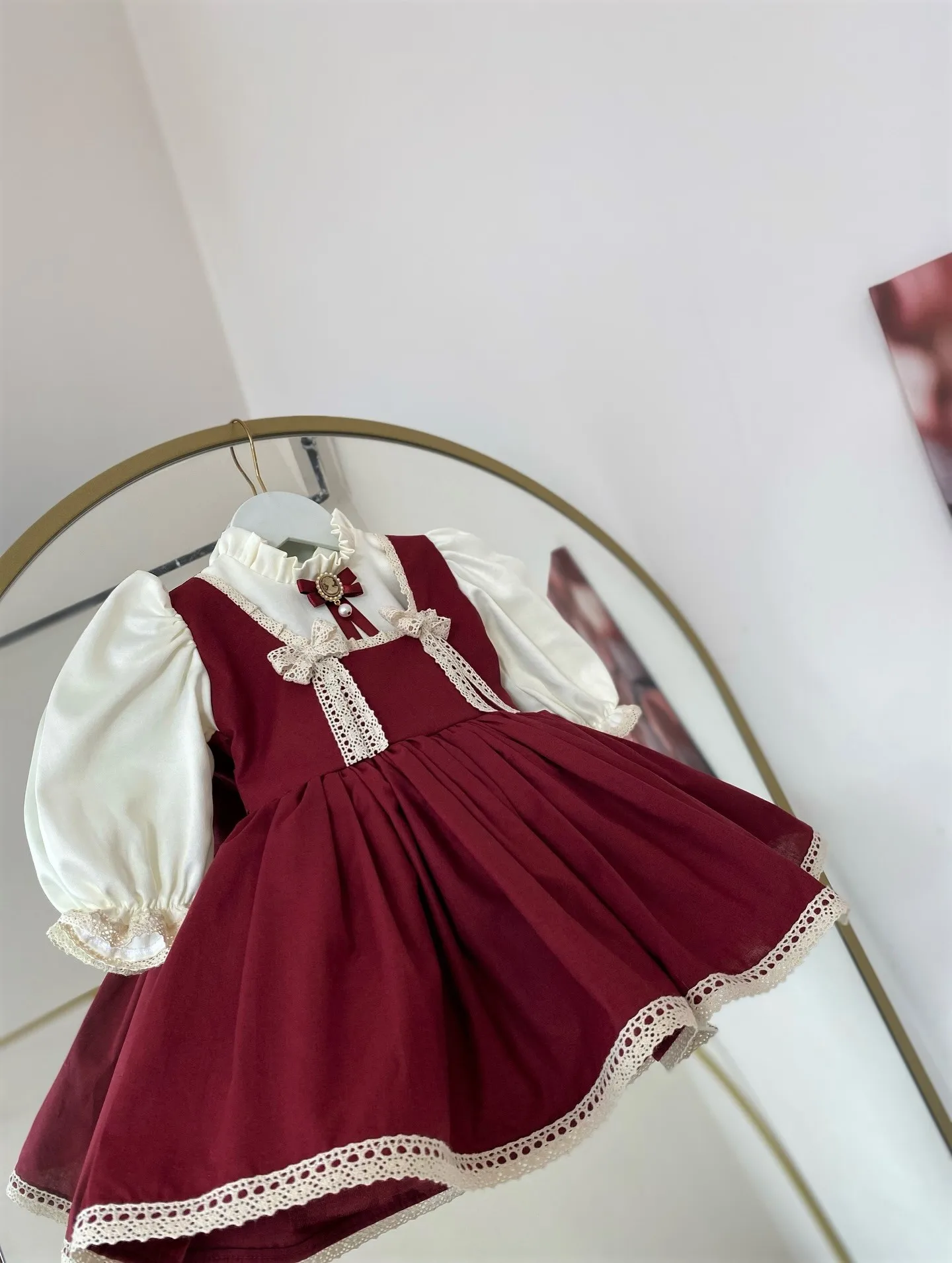 Spring Autumn Girls Vintage Lace Red White Dress For Casual Party Birthday Wedding Photography
Spring Autumn Girls Vintage Lace Red White Dress For Casual Party Birthday Wedding Photography