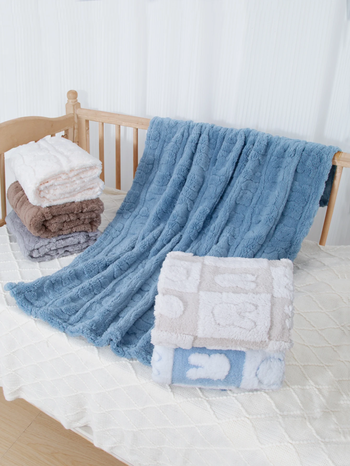 2pcs random pattern multi pattern blanket, soft baby stroller cover blanket suitable for family and travel use Child Accessories
2pcs random pattern multi pattern blanket, soft baby stroller cover blanket suitable for family and travel use Child Accessories