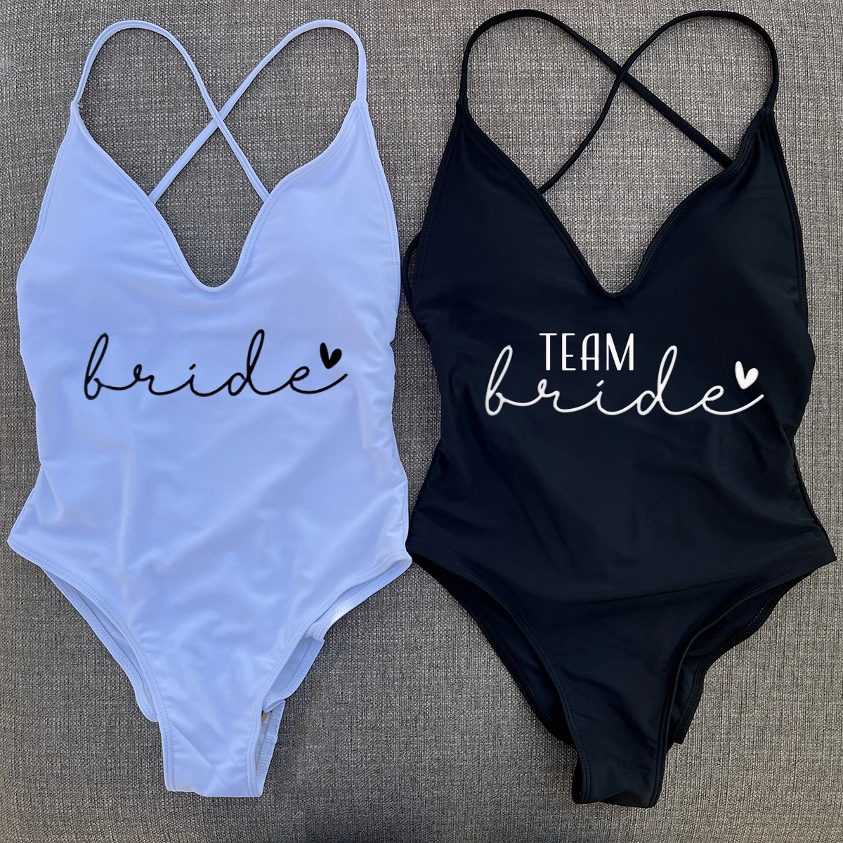 Women's Love Print One Piece Swimsuit Padded Team Bride Monokini Swimwear for Beachwear Casual Summer Fashion
Women's Love Print One Piece Swimsuit Padded Team Bride Monokini Swimwear for Beachwear Casual Summer Fashion