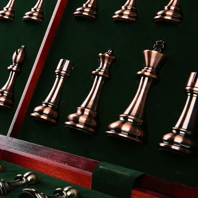 Factory Price Metal Chess Table Game with bronze Chess Pieces Travel Chess Set 52CM Folding Chessboard Children Adult Gift
Factory Price Metal Chess Table Game with bronze Chess Pieces Travel Chess Set 52CM Folding Chessboard Children Adult Gift