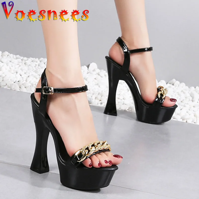 Plus Size 2024 Summer New Chain Style Sandal Fashion Solid Color Outdoor Party Shoes Women Platform 14CM Model Runway Show Pumps
Plus Size 2024 Summer New Chain Style Sandal Fashion Solid Color Outdoor Party Shoes Women Platform 14CM Model Runway Show Pumps