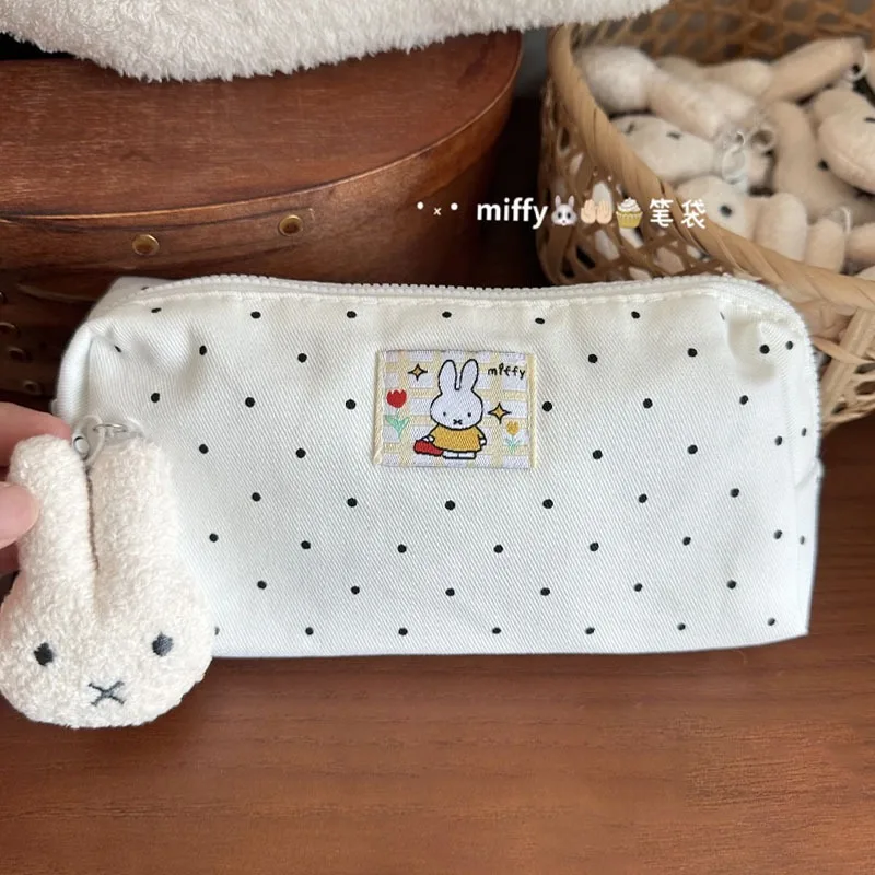 Miffy High Appearance Large Capacity Pencil Case Student Stationery Storage Bag Portable Cute School Pen Box Organizer
Miffy High Appearance Large Capacity Pencil Case Student Stationery Storage Bag Portable Cute School Pen Box Organizer
