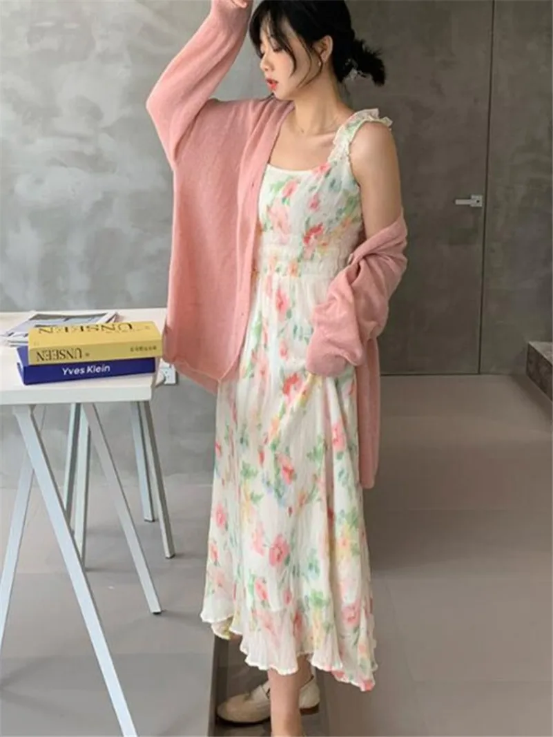 Summer Chiffon Long Dress For Women Floral Printed Elastic Waist Sleeveless Elegant Fashion Mori Girl Style Formal Thin Vestidos
Summer Chiffon Long Dress For Women Floral Printed Elastic Waist Sleeveless Elegant Fashion Mori Girl Style Formal Thin Vestidos