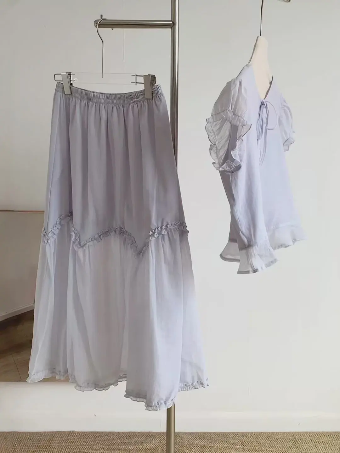 Summer Chic Purple Splice Set Women's Sweet Button High Waist Half Skirt Two-Piece Suit Breathable Short Sleeve Shirt And Skirt
Summer Chic Purple Splice Set Women's Sweet Button High Waist Half Skirt Two-Piece Suit Breathable Short Sleeve Shirt And Skirt