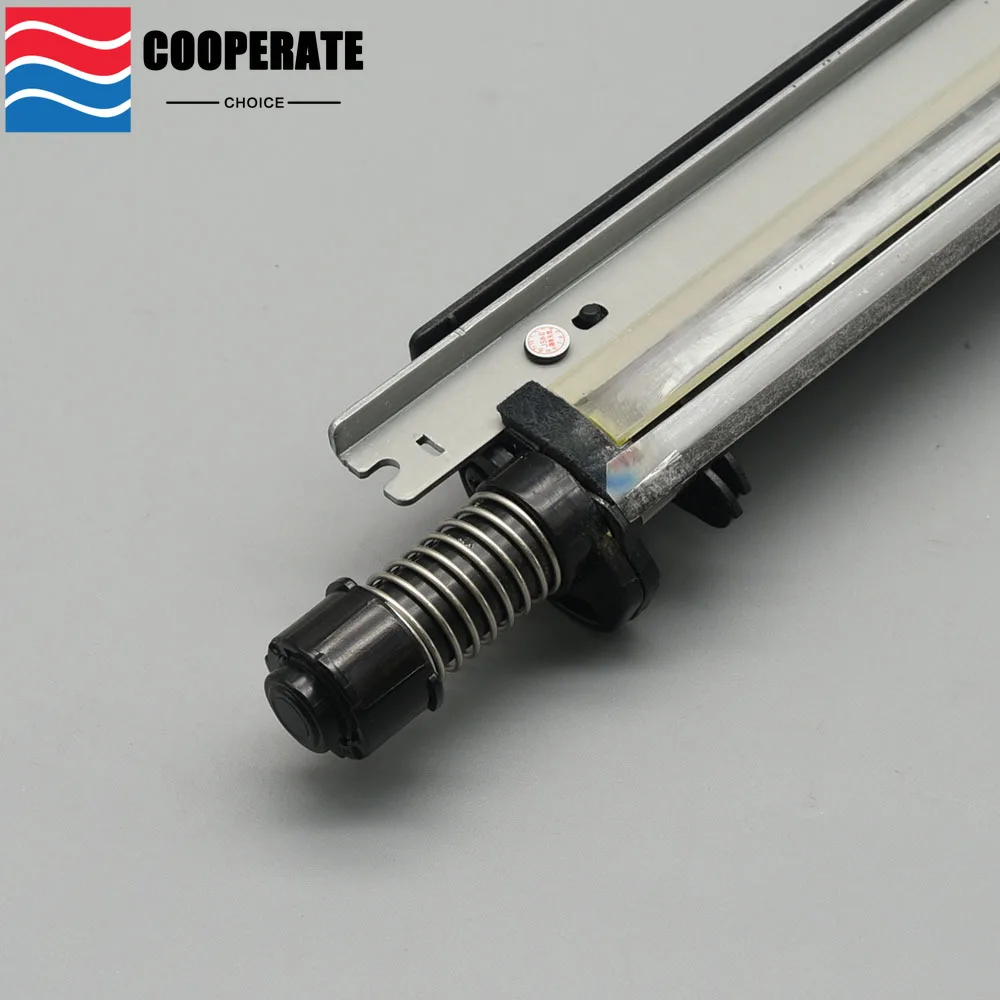 1 лезвие для чистки ремня переноса для Samsung CLP680ND 415N CLX-4175 C6260 1860
1 лезвие для чистки ремня переноса для Samsung CLP680ND 415N CLX-4175 C6260 1860