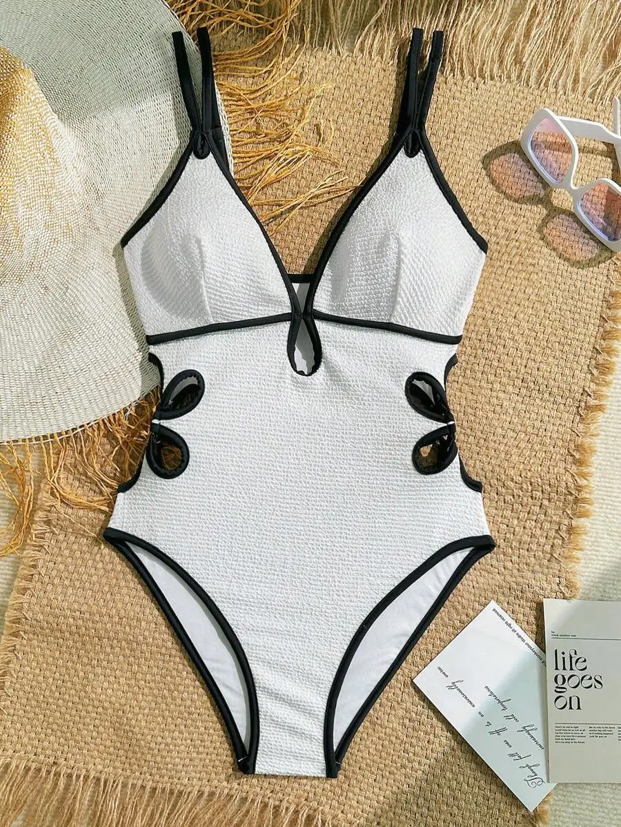 Womens Black And White Jacquard Knitted V-Neck Hollow Out Beach One Piece Swimsuit
Womens Black And White Jacquard Knitted V-Neck Hollow Out Beach One Piece Swimsuit