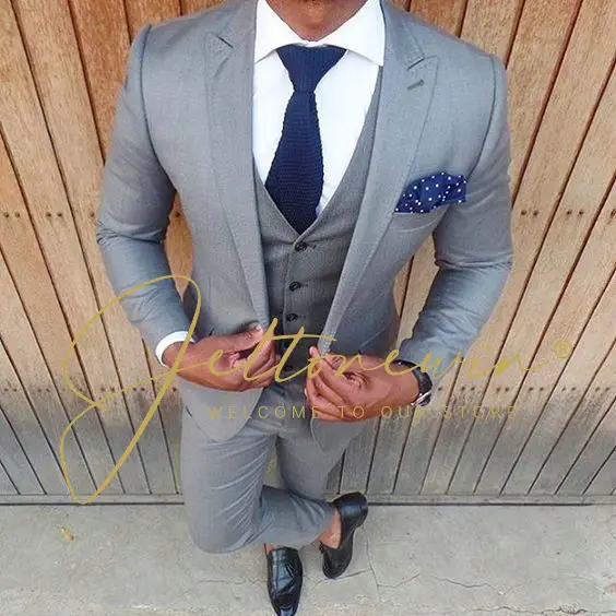 Men Suit Prom Tuxedo Slim Fit 3 Piece Groom Wedding Suit For Men Custom Blazer Terno Masuclino 3 Pieces (Jacket+Vest+Pant)
Men Suit Prom Tuxedo Slim Fit 3 Piece Groom Wedding Suit For Men Custom Blazer Terno Masuclino 3 Pieces (Jacket+Vest+Pant)