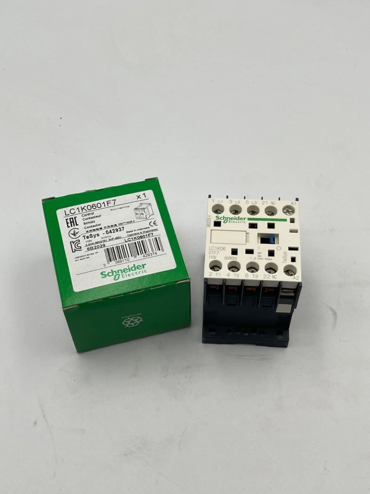 LC1K0601F7 LC7K0601F7 TeSys K контактор-3P-AC-3 = 440 В 6 A - 1 NC aux. -Катушка переменного тока 110 В
LC1K0601F7 LC7K0601F7 TeSys K контактор-3P-AC-3 = 440 В 6 A - 1 NC aux. -Катушка переменного тока 110 В