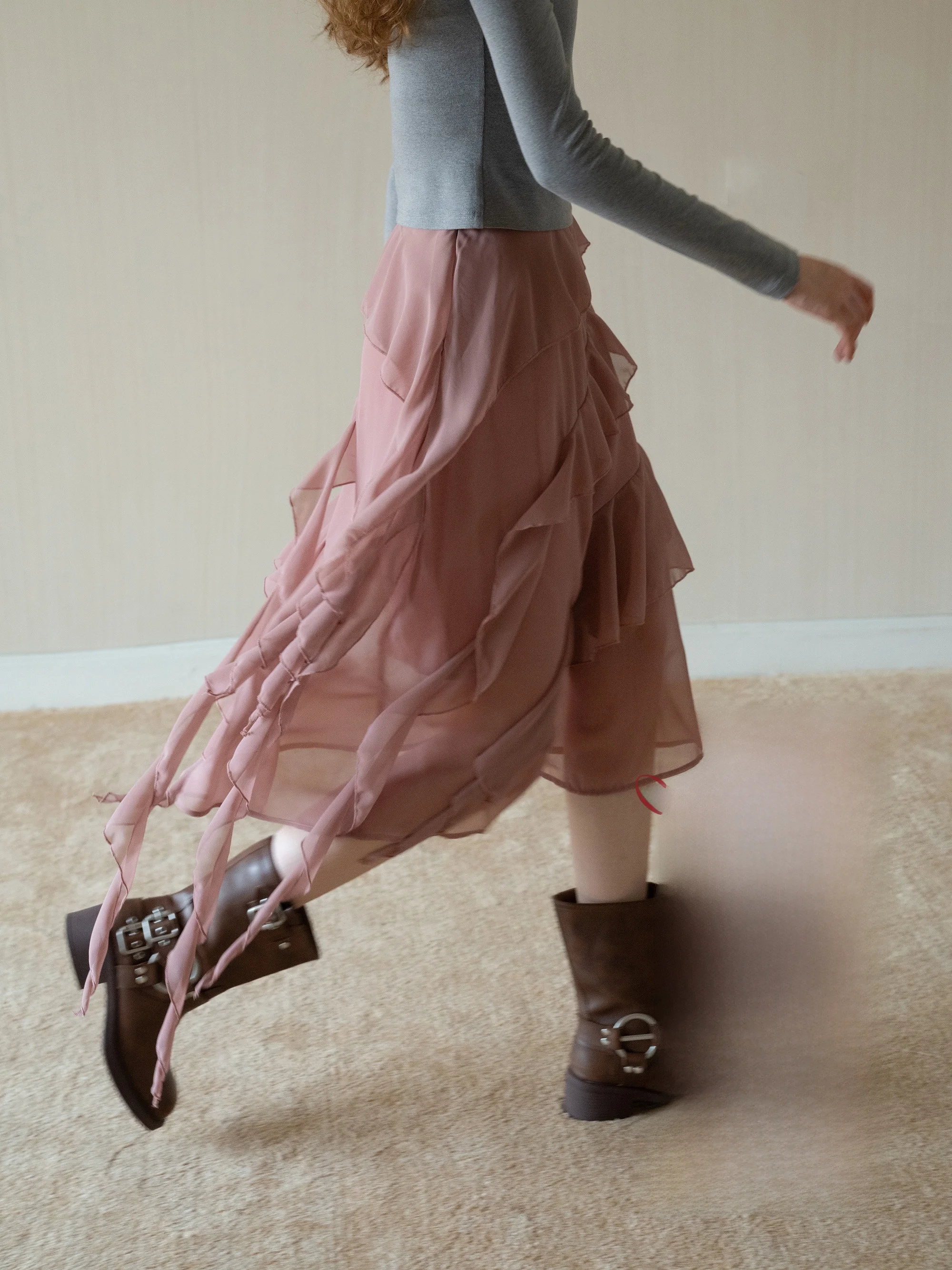 Eggka Multi-Layered High-Waist Midi Skirt with Lace Trim Chiffon f-length Autumn New Sle Ele Girl A-Line Skirt
Eggka Multi-Layered High-Waist Midi Skirt with Lace Trim Chiffon f-length Autumn New Sle Ele Girl A-Line Skirt