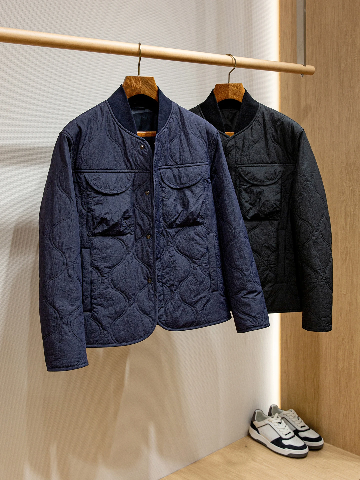 Lightweight Men's Cotton Jaet Baseball Collar Nylon Waterproof Fabric EA Version Autumn Winter Faion Busin Gentleman S...
Lightweight Men's Cotton Jaet Baseball Collar Nylon Waterproof Fabric EA Version Autumn Winter Faion Busin Gentleman S...