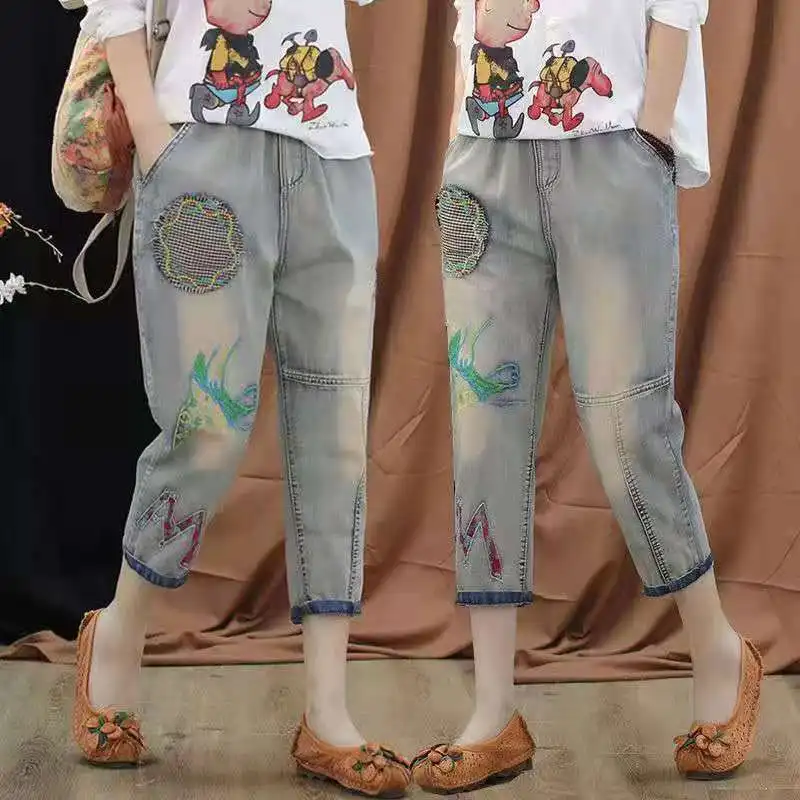 baggy jeans Summer New Embroidered Jeans Women Plus Size Loose Fit High Waist Ankle Length Pants Stylish Comfort Denim Trousers
baggy jeans Summer New Embroidered Jeans Women Plus Size Loose Fit High Waist Ankle Length Pants Stylish Comfort Denim Trousers
