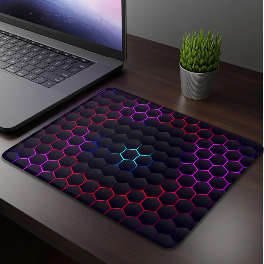 Игровой коврик для мыши, настольный коврик в форме соты, шестиугольный, для геймеров, для компьютера и офиса, скоростной, настольный коврик-подкладка
Игровой коврик для мыши, настольный коврик в форме соты, шестиугольный, для геймеров, для компьютера и офиса, скоростной, настольный коврик-подкладка