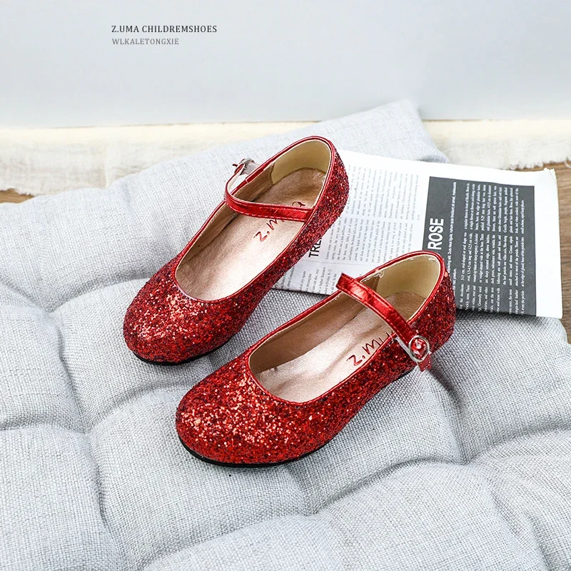 Girl's High Heel Shoes Princess Catwalk Versatile Kids Leather Shoe Sequins Bling Children Fashion Causal Dress Shoes Non-slip
Girl's High Heel Shoes Princess Catwalk Versatile Kids Leather Shoe Sequins Bling Children Fashion Causal Dress Shoes Non-slip