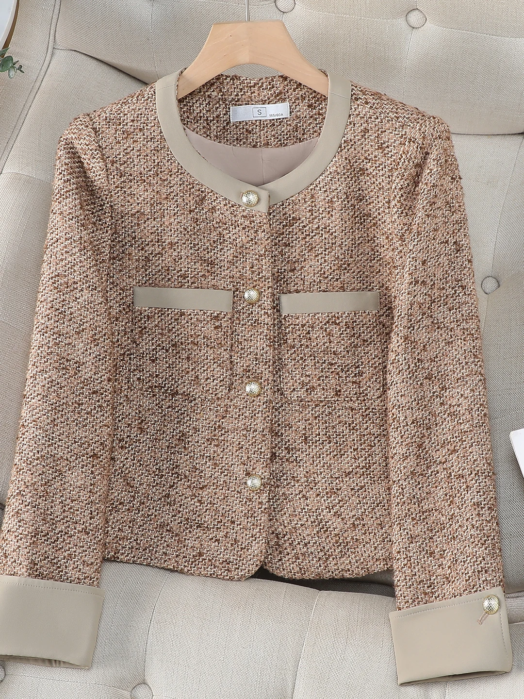 Fashionable Short Suit Jacket Women's 2026 New Style Versatile High-End Lightweight Elegant Shirt Top Polyester Fabric
Fashionable Short Suit Jacket Women's 2026 New Style Versatile High-End Lightweight Elegant Shirt Top Polyester Fabric