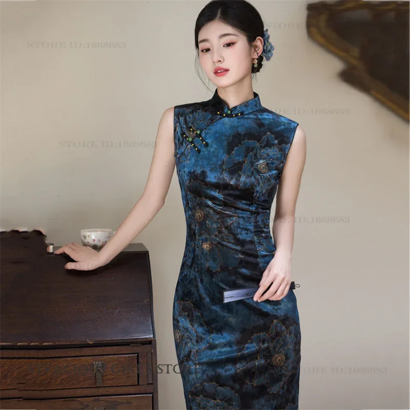 Traditional Female Long Cheongsam Plus Size Vintage Chinese Dress National Costume Sexy Velvet Sleeveless Qipao Evening Dress
Traditional Female Long Cheongsam Plus Size Vintage Chinese Dress National Costume Sexy Velvet Sleeveless Qipao Evening Dress