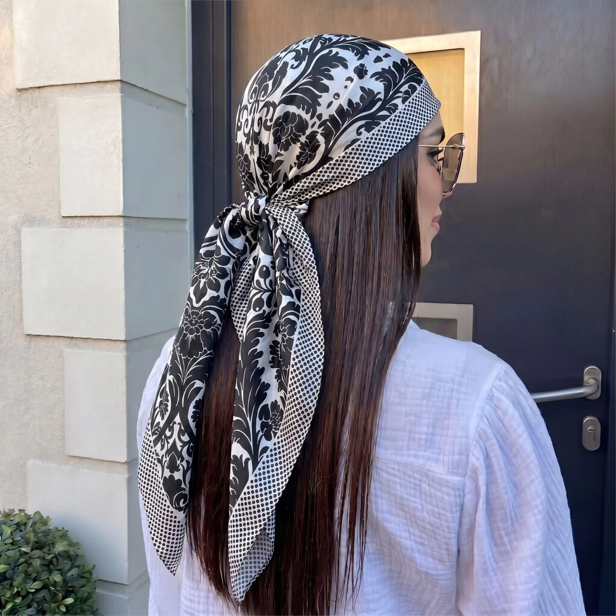 NEW Women Silk Square Scarf Lady Bandana Head Wrap Shawl Satin Foulard Female Large Hijab Neckerchief Scarves Pashmina Headband
NEW Women Silk Square Scarf Lady Bandana Head Wrap Shawl Satin Foulard Female Large Hijab Neckerchief Scarves Pashmina Headband