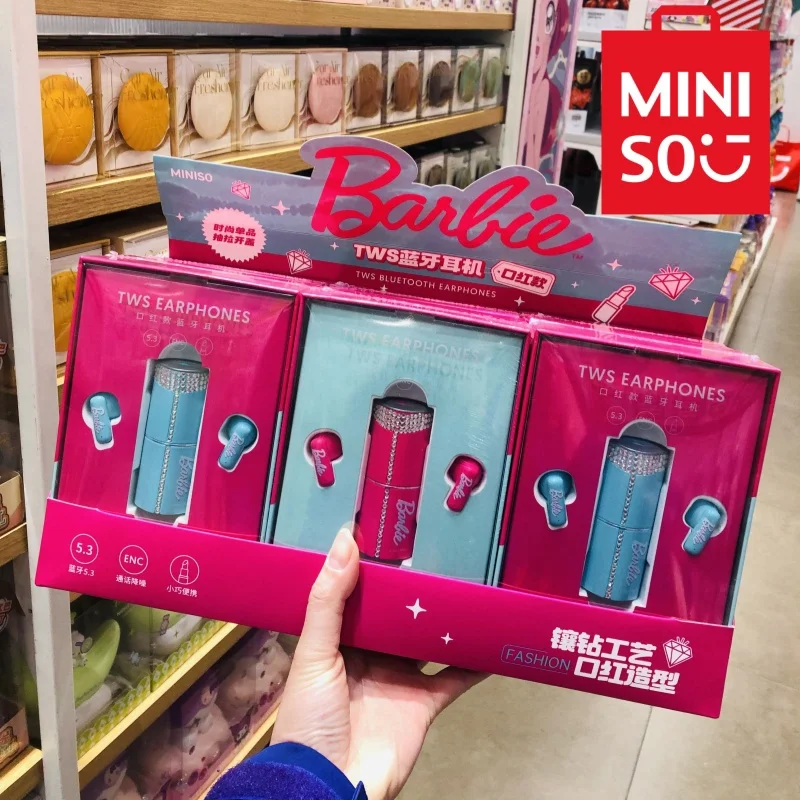 Горячая новинка MINISO Барби Bluetooth-гарнитура анимация периферийные милые Мультяшные наушники мини-фаска пистолет для друзей подарки на день рождения
Горячая новинка MINISO Барби Bluetooth-гарнитура анимация периферийные милые Мультяшные наушники мини-фаска пистолет для друзей подарки на день рождения