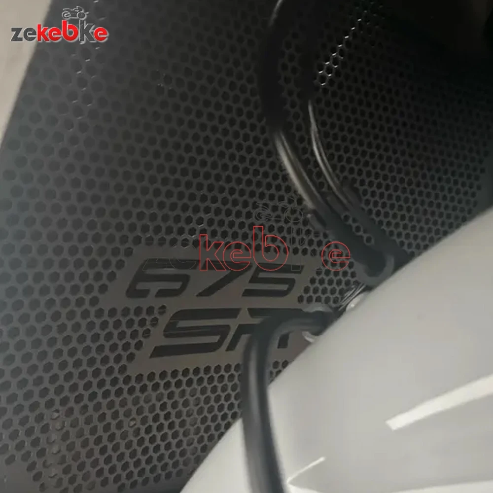 FOR CFMOTO CF MOTO 675SS 675SR/675SR-R 675 SR 675SR-R 2024-2025-2026 Motorcycle Radiator Cover Guard Protector Grill Protection
FOR CFMOTO CF MOTO 675SS 675SR/675SR-R 675 SR 675SR-R 2024-2025-2026 Motorcycle Radiator Cover Guard Protector Grill Protection