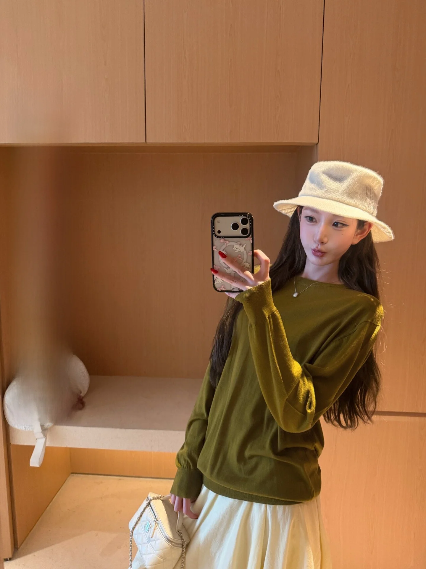 Yangzifan Cloud Velvet Wool Knitted Sweater Women's Inner Wear Spring Summer Casual Loose Fit Long Sleeve round Neck Color
Yangzifan Cloud Velvet Wool Knitted Sweater Women's Inner Wear Spring Summer Casual Loose Fit Long Sleeve round Neck Color