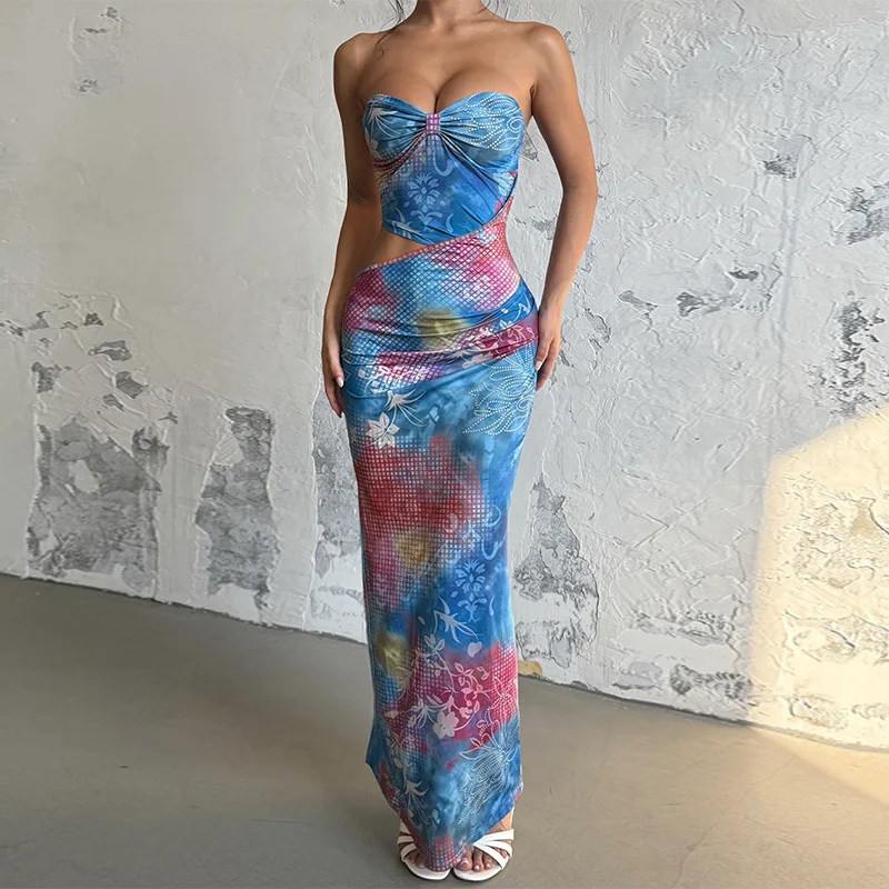 Strapless Sexy Hollow Printed Spicy Girl Dress for Women Summer 2026 Fashionable American Vacation Style Slim Fit Long Skirt
Strapless Sexy Hollow Printed Spicy Girl Dress for Women Summer 2026 Fashionable American Vacation Style Slim Fit Long Skirt