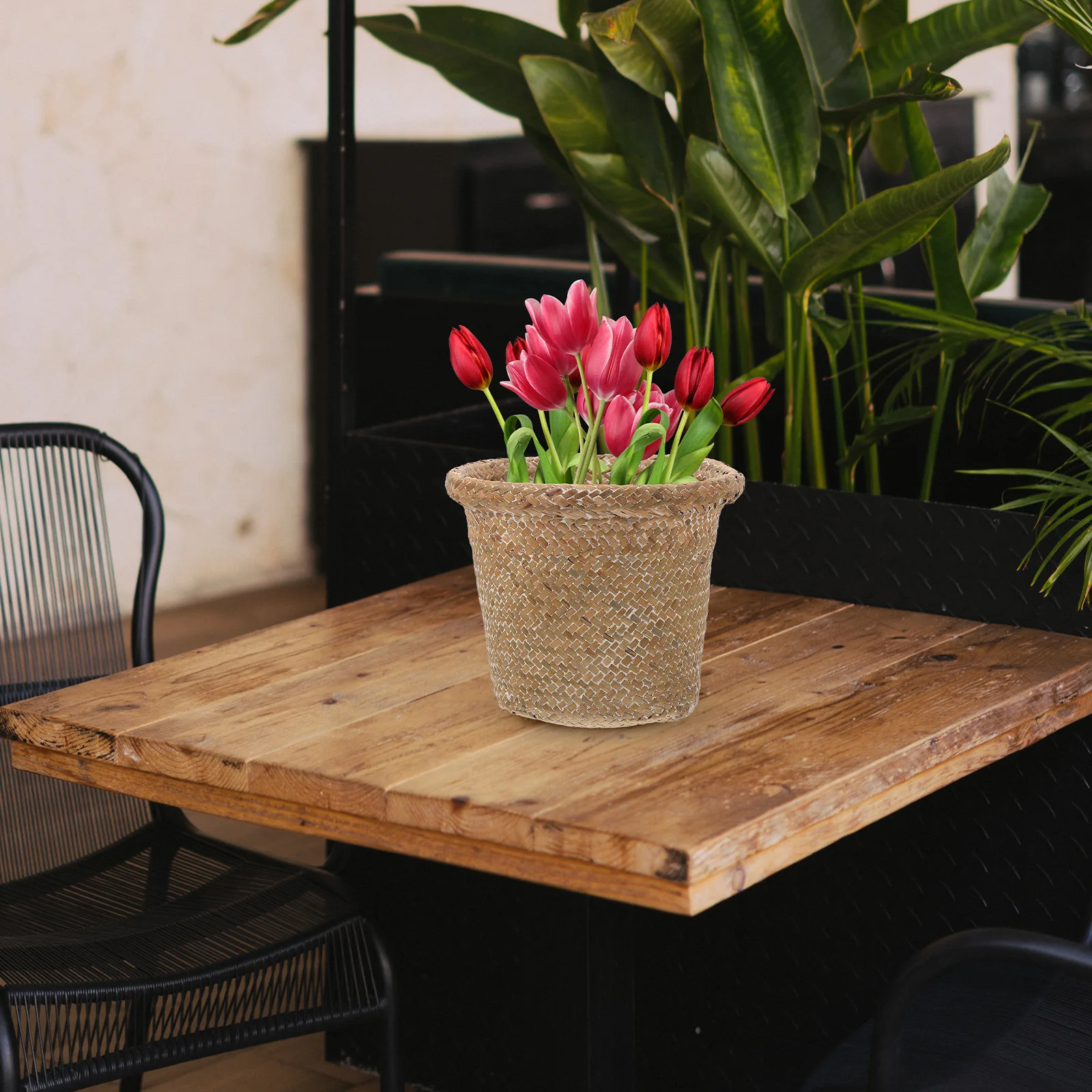 1pc Stylish Woven Flower Pot Baskets Storage Household Decorative Snack Container Natural Straw Hampers for Home Party Use
1pc Stylish Woven Flower Pot Baskets Storage Household Decorative Snack Container Natural Straw Hampers for Home Party Use