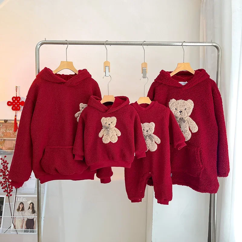 Christmas Family Clothes Parent-Child Winter Hoodies Sweatshirts Dad Mom And Daughter Son Matching Clothing Children's Warm Tops
Christmas Family Clothes Parent-Child Winter Hoodies Sweatshirts Dad Mom And Daughter Son Matching Clothing Children's Warm Tops