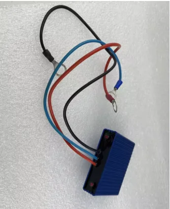 MPPT Wind Solar Hybrid Charge Controller Wind 3000W & Solar 3000W 12/24V/48V Automatic Hybrid Controller With Dump Load Resistor
MPPT Wind Solar Hybrid Charge Controller Wind 3000W & Solar 3000W 12/24V/48V Automatic Hybrid Controller With Dump Load Resistor