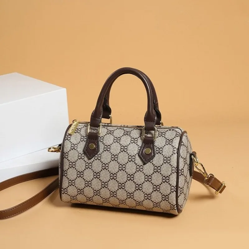 Charming Tote Bag Daily Use Female Crossbody Fashionable Versatile Simple Elegant Exquisite Practical Trendy Casual Effortless
Charming Tote Bag Daily Use Female Crossbody Fashionable Versatile Simple Elegant Exquisite Practical Trendy Casual Effortless