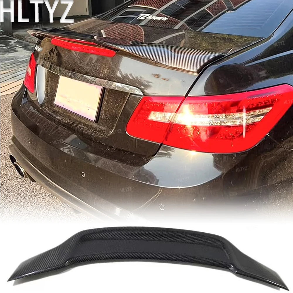 Задний спойлер в стиле R из кованого карбона для Mercedes Benz E-Class w207 c207 E63 AMG 2010-2016 годов выпуска, 2-дверный хардтоп.
Задний спойлер в стиле R из кованого карбона для Mercedes Benz E-Class w207 c207 E63 AMG 2010-2016 годов выпуска, 2-дверный хардтоп.
