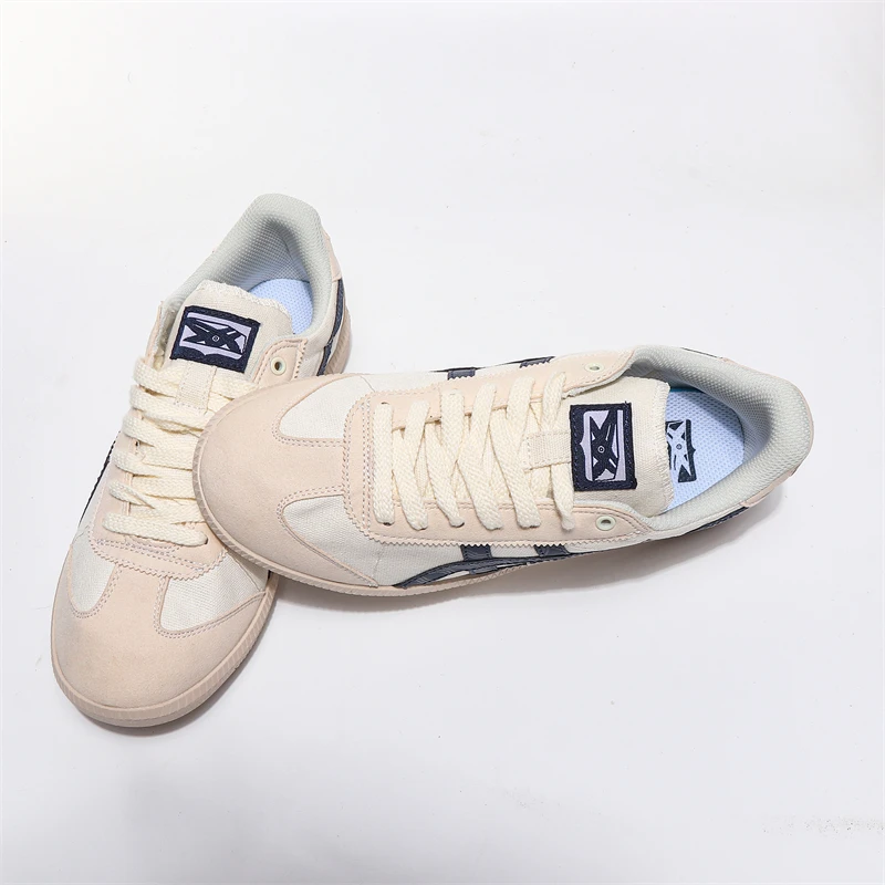 Chaussures разноцветные женские часы для женщин, спортивные кошики для спорта xc-27
Chaussures разноцветные женские часы для женщин, спортивные кошики для спорта xc-27
