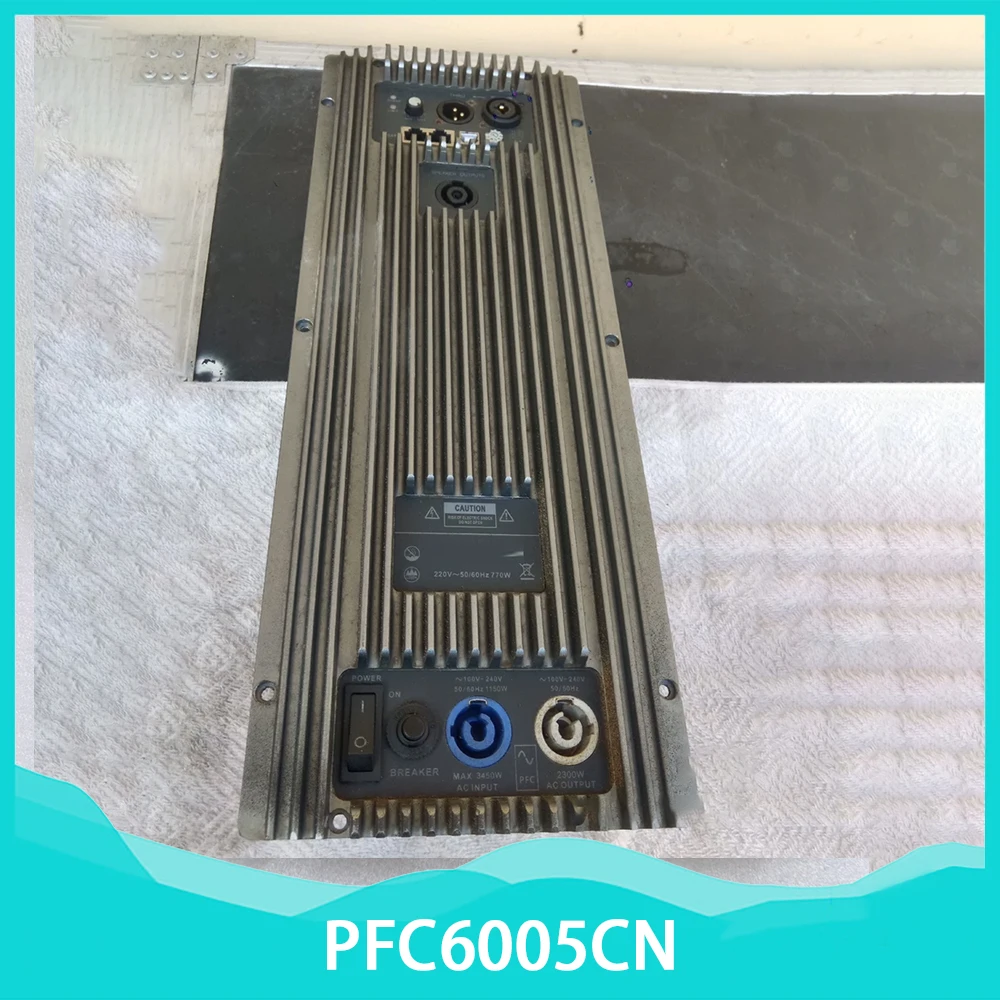 PFC6005CN 2300W Активный цифровой усилитель с линейным массивом 18,5×41,3 см
PFC6005CN 2300W Активный цифровой усилитель с линейным массивом 18,5×41,3 см