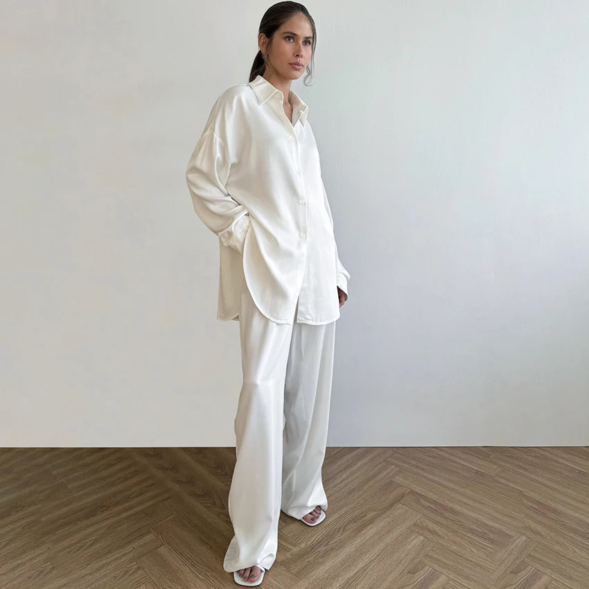 HiLoc Elegant White Satin Long Pants Suit Pajamas Casual 2025 Autumn Long Sleeve Shirts With Loose Trousers 2-Piece Sets Home
HiLoc Elegant White Satin Long Pants Suit Pajamas Casual 2025 Autumn Long Sleeve Shirts With Loose Trousers 2-Piece Sets Home