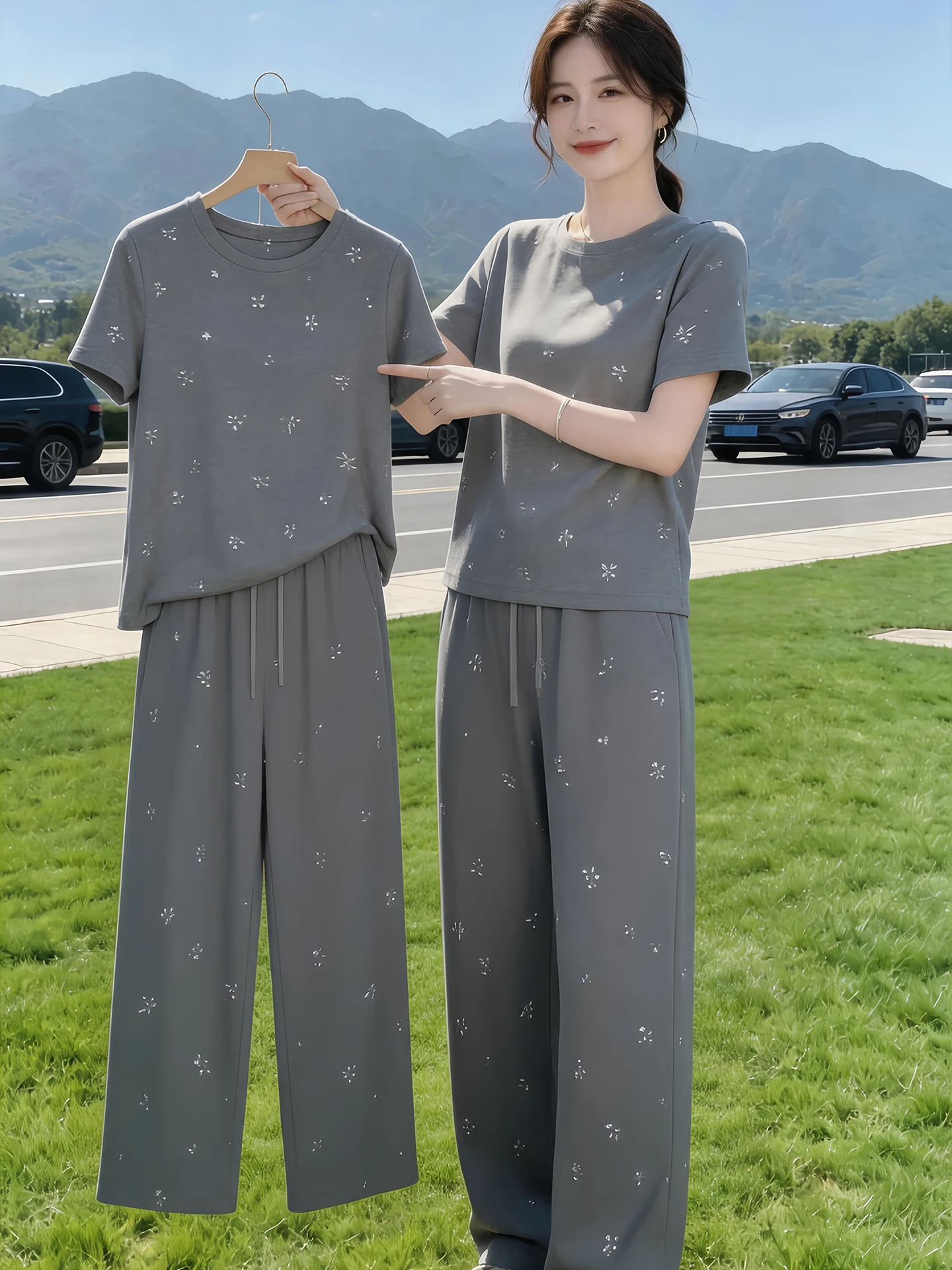 Summer 2026 Fashionable Short Sleeve Two-Piece Set High Waist Casual Pants Women's Clothing Stylish Versatile Pure Desire Trendy
Summer 2026 Fashionable Short Sleeve Two-Piece Set High Waist Casual Pants Women's Clothing Stylish Versatile Pure Desire Trendy