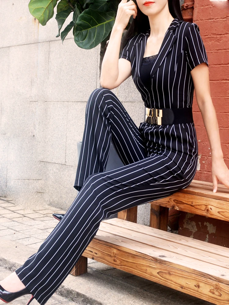 Полосатый комбинезон с высокой талией и широкими штанинами, модный летний комплект для женщин, новинка, стройнящий силуэт, длинные брюки
Полосатый комбинезон с высокой талией и широкими штанинами, модный летний комплект для женщин, новинка, стройнящий силуэт, длинные брюки