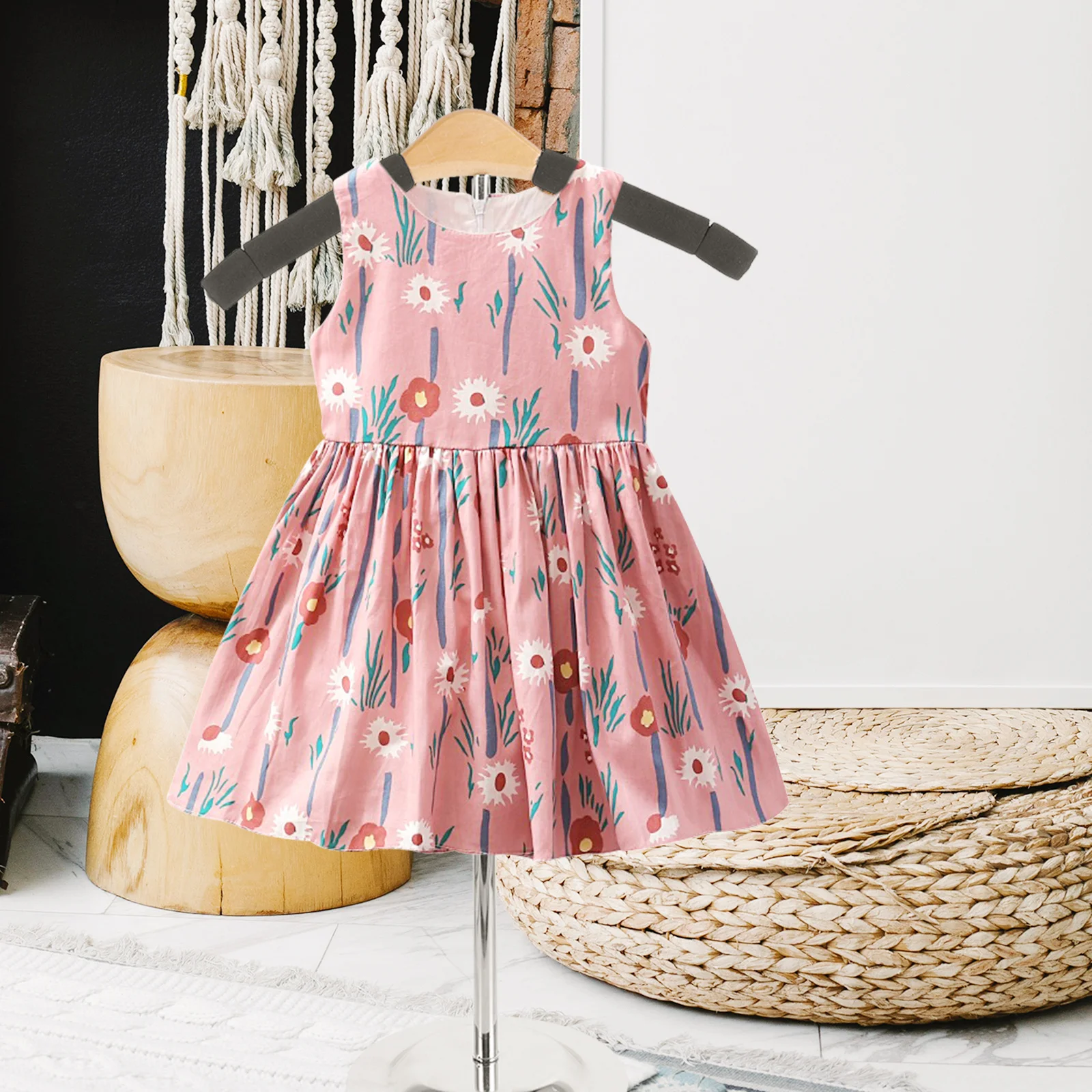 Стойка для показа детской одежды, прочная конструкция, держатель для платья, гладкая поверхность, футболки без заусенцев, костюмы, дисплей для платьев 
Стойка для показа детской одежды, прочная конструкция, держатель для платья, гладкая поверхность, футболки без заусенцев, костюмы, дисплей для платьев