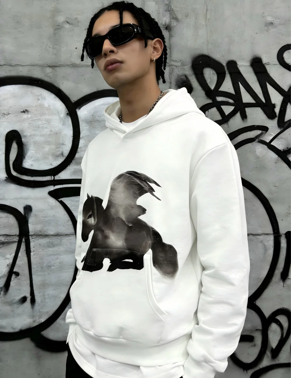 26 American retro atmosphere hoodie with niche pattern printed long sleeved warm pullover casual versatile street fashion trend
26 American retro atmosphere hoodie with niche pattern printed long sleeved warm pullover casual versatile street fashion trend