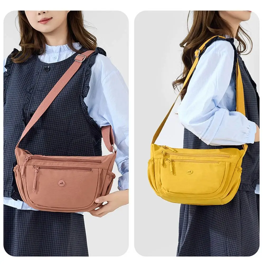 Simple Lightweight Dumpling Bag Soft Nylon Crossbody Bag Waterproof Versatile Single Shoulder Bag Casual Wear
Simple Lightweight Dumpling Bag Soft Nylon Crossbody Bag Waterproof Versatile Single Shoulder Bag Casual Wear